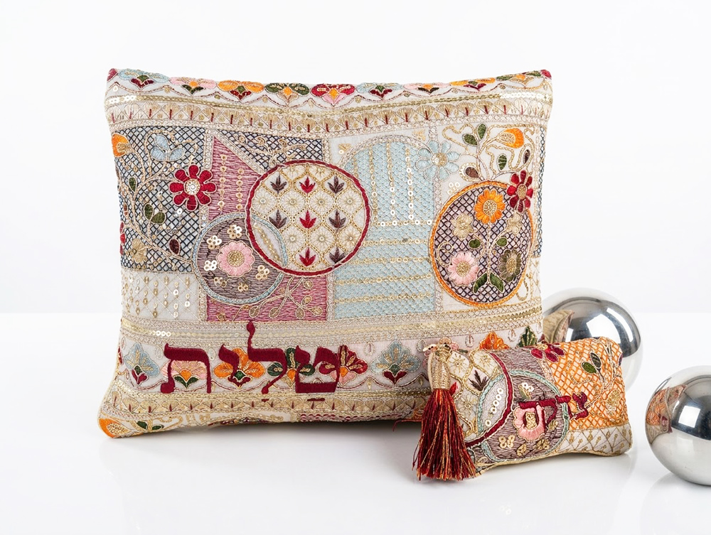 "מזמור לדוד" – מערכת תיק לטלית וארנק צדקה ברקמה אתנית מלכותית